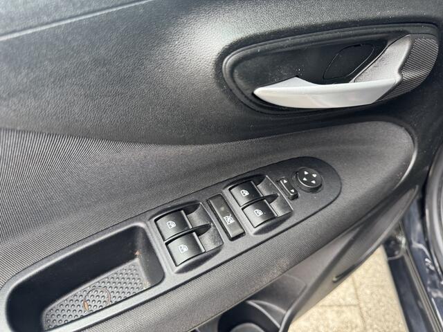 Fiat PUNTO Evo 0.9 TwinAir Lounge DEALER O.H