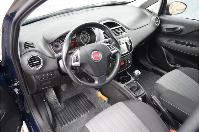 Fiat PUNTO Evo 0.9 TWIN AIR SEMPRE 5-DEURS | NAVIGATIE | CLIMATE CONTROL | LICHTMETAAL | CRUISE CONTROL | ALL IN RIJKLAARPRIJS