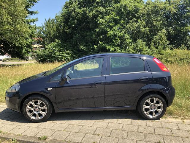 Fiat PUNTO TwinAir Sempre 100 5-drs NAVI|CLIMATE|PDC|16"|CRUISE CONTROL