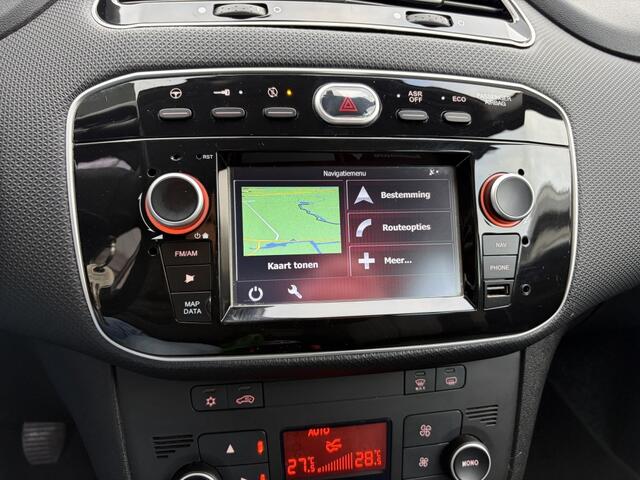 Fiat PUNTO 0.9 TwinAir Sempre / Navi / Clima / PDC / Trekhaak / NAP