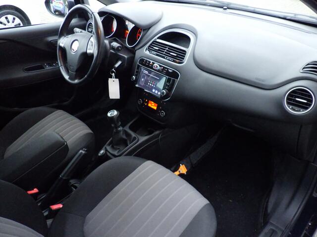 Fiat PUNTO Evo 0.9 TwinAir Sempre, Cruise, Carplay, NL/NAP!