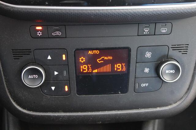 Fiat PUNTO 0.9 TwinAir 101pk Sempre 5-drs ECC/Cruise/Navi/PDC