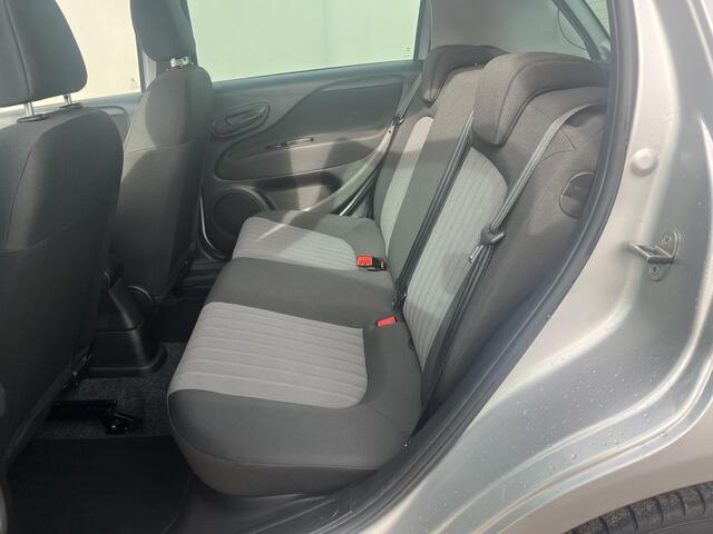 Fiat PUNTO Evo 0.9 TwinAir Sempre / Trekhaak (1.000KG) / Navigatie / Bluetooth / Airco / 16'' Lichtmetalen Velgen / Multifunctionele Stuurbediening /