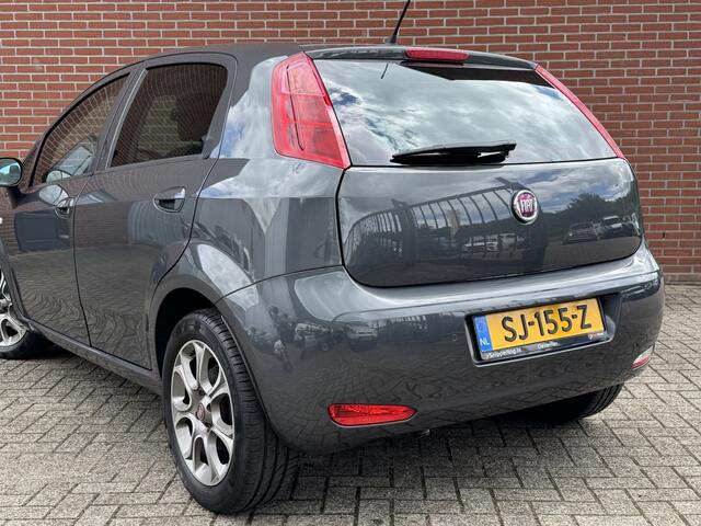Fiat PUNTO Evo 0.9 TA Sempre NAV CLIMA CRUISE PDC LMV BLUETOOTH