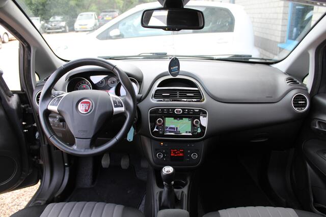 Fiat PUNTO Evo 0.9 TwinAir Sempre Clima Navi Trekhaak