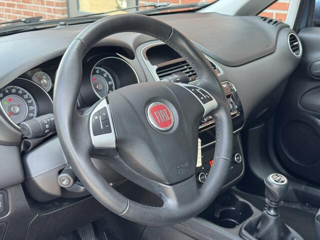 Fiat PUNTO Evo 0.9 TA Sempre CLIMA CRUISE PDC LMV DAB TREKHAAK