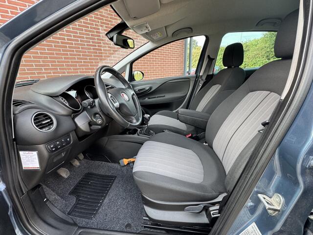 Fiat PUNTO Evo 0.9 TA Sempre NAV CLIMA CRUISE PDC LMV BLUETOOTH – foto 6