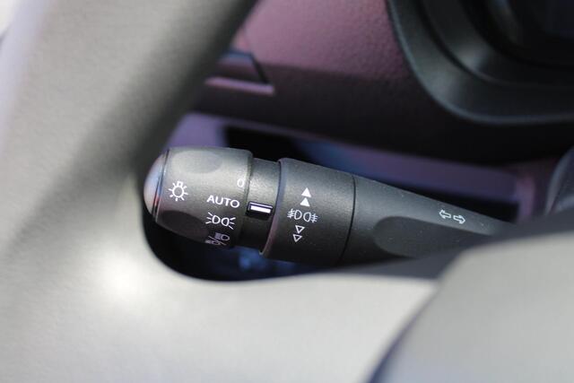 Fiat SCUDO 2.0 MultiJet L3H1 | Airco | 3 zits | Navi | Camera | Trekhaak | Schuifdeur |