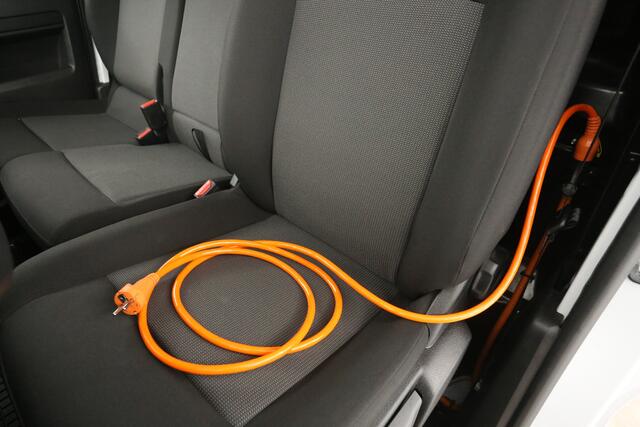 Fiat SCUDO 1.5 MultiJet L2H1 | NACHTKOELING | Koelwagen 0° | 360 Camera Airco Carplay Cruise Koelauto Navi 3 Persoons PDC