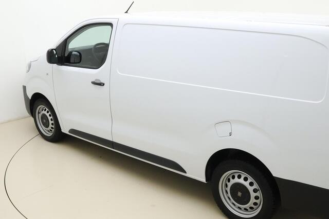 Fiat SCUDO 2.0 Diesel 145 L3 | Navigatie | Betimmering laadruimte | Camera | Parkeersensoren | 3 Zitplaatsen | Cruise control | Bluetooth | Mistlampen voor