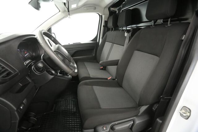 Fiat SCUDO 1.5 L3H1 | Airco | Camera | Cruise | 3 Zits | Trekhaak | Carplay | Navi | Stoelverw.