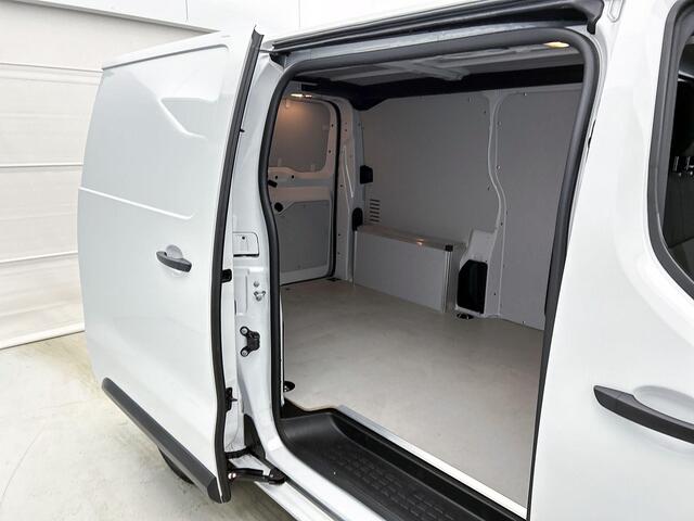 Fiat SCUDO 2.0 Diesel 145 S&S L2 | 145 PK | Navi | 3 Zits | Achter Deuren | Betimmering | BPM vrij