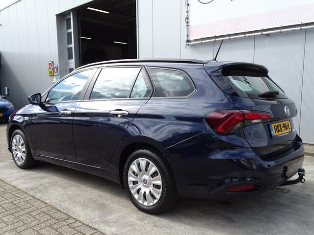 Fiat TIPO Stationwagon 1.4 16v Navi, Airco, Trekhaak, PDC, Lage KM!