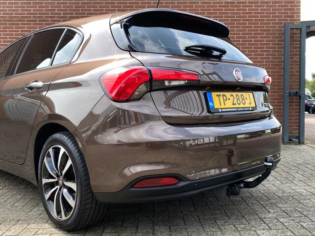 Fiat TIPO 1.4 T-JET 16V BNS NAV CRUISE CARPLAY TREKH PDC LMV