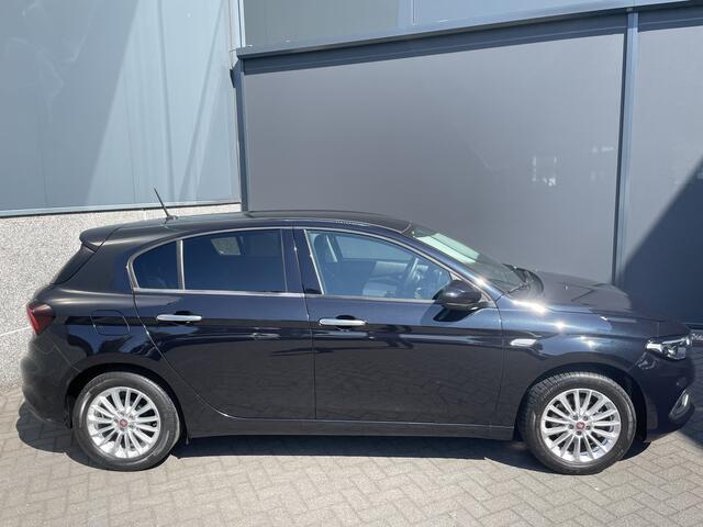 Fiat TIPO 1.0 Life Airco - Cruise control - achteruitrijcamera - parkeersensoren achter - Navigatie