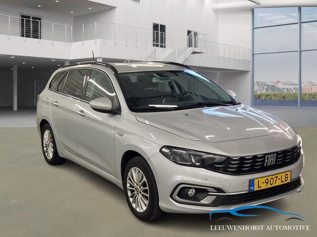 Fiat TIPO Stationwagon 1.0 Life App.Carpl. camera, 2x PDC, cruise, clima, trekhaak 1.500 kg.