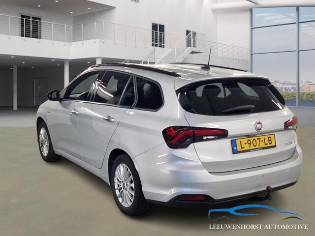 Fiat TIPO Stationwagon 1.0 Life App.Carpl. camera, 2x PDC, cruise, clima, trekhaak 1.500 kg.