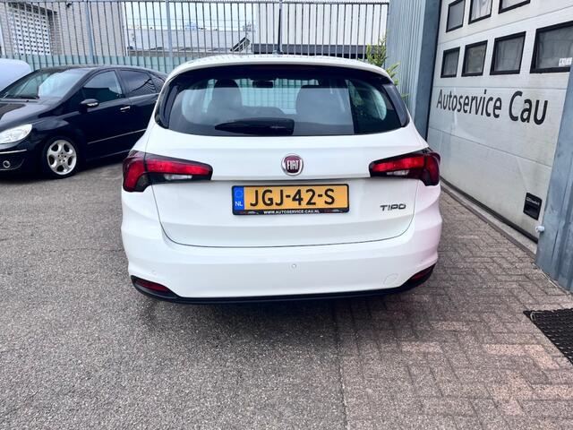 Fiat TIPO 1.4 Lounge Navi|Clima|PDC|Cruise
