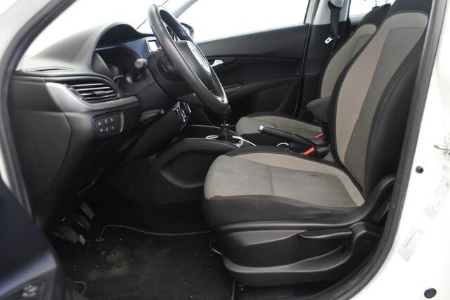 Fiat TIPO 1.4 16V Lounge |Navi|Camera|