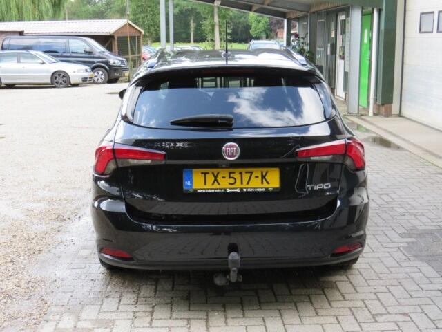 Fiat TIPO 1.6 MJ 16V BNS LUSSO