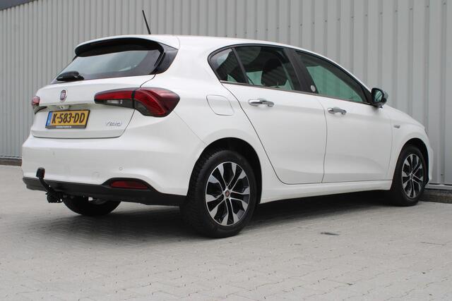 Fiat TIPO 1.4 Mirror | Incl. 12 maanden garantie | Cruise control | Airco | Trekhaak | DAB radio | navigatie | Bluetooth | Parkeercamera |