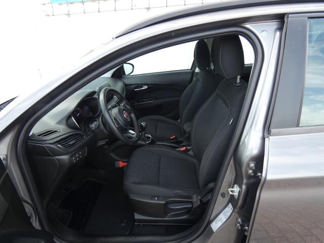 Fiat TIPO 1.0 CITY CROSS,Clima,Cruise,Camera,Lane ASS,Trhaak – foto 10