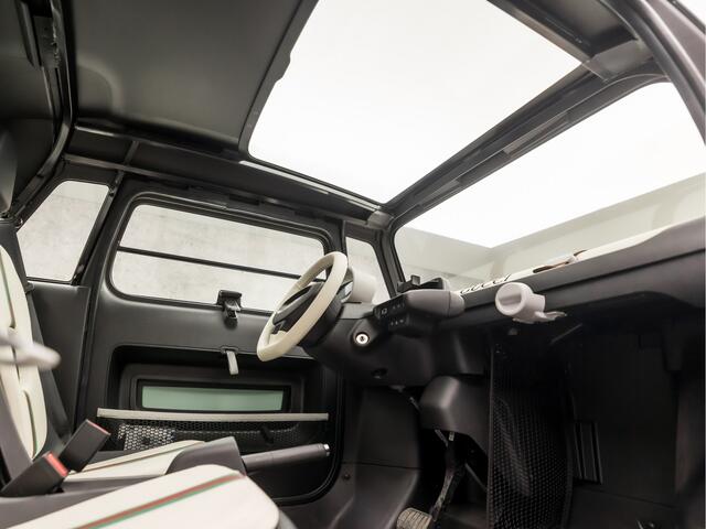 Fiat Topolino Brommobiel Gucci (BLACK PACK (GESPOTEN), HOOGGLANS ZWART LAK, 15 INCH LICHTMETALEN VELGEN, WIT LEER, LEDER STUURWIEL, NIEUWSTAAT)