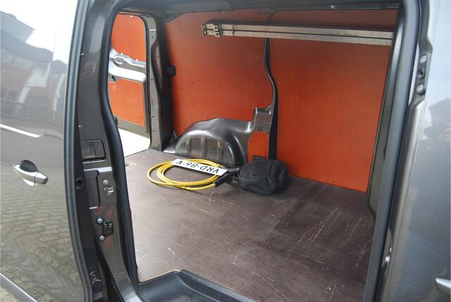 Fiat e-Scudo L2H1 SX 75 kWh | TREKHAAK | CRUISE | 3-ZITTER | CAMERA | APPLE/ANDRIOD