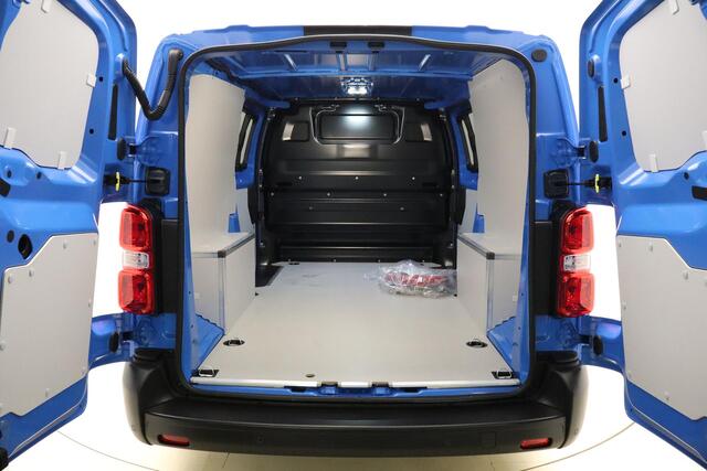 Fiat e-Scudo L3 75 kWh | NIEUW | DIRECT LEVERBAAR | Navigatie | Airco | Dubbele schuifdeur | Camera | Cruise control | Vloer + betimmering | 17" LMV | Led koplampen | Parkeersensoren