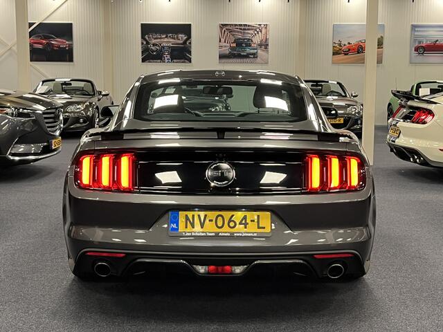 Ford (usa) MUSTANG Fastback 5.0i V8 California Special 435PK Magneride