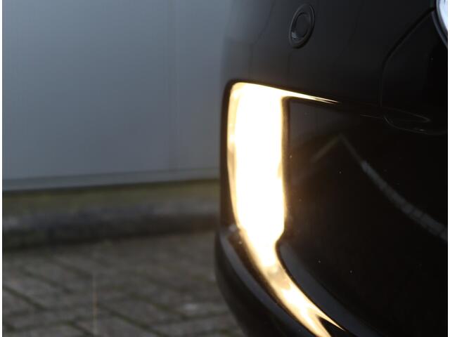 Ford B-MAX 1.0 EcoBoost Titanium | Trekhaak | Navigatie | Winter pakket | NAP