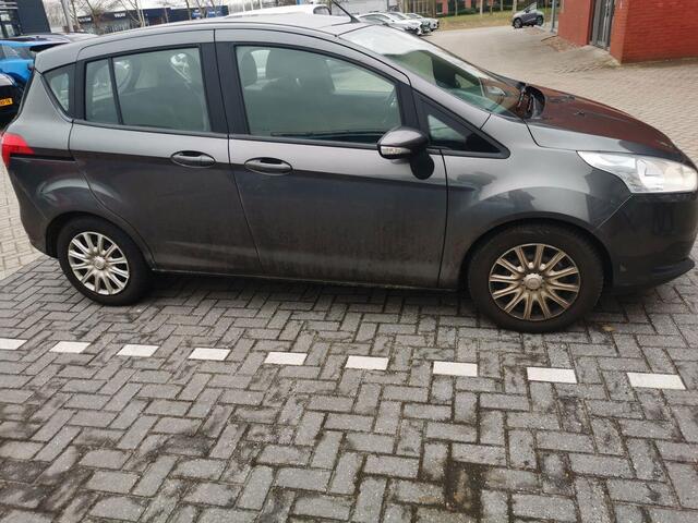 Ford B-MAX 1.0 EcoBoost Style | Trekhaak | Airco | Navigatie | Cruise Control