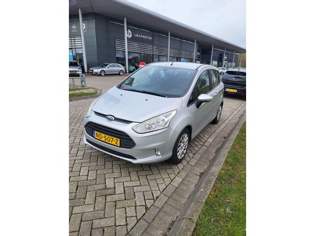 Ford B-MAX 1.0 EcoBoost Style | Cruise Control | Trekhaak | Navigatie