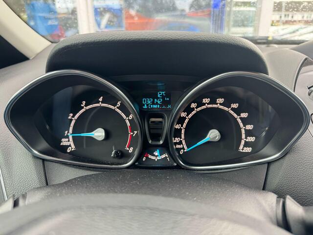 Ford B-MAX 1.0 EcoBoost Titanium 100pk Trekhaak | Achteruitrijcamera | Cruise Control | Voorruit verwarming | Climate control