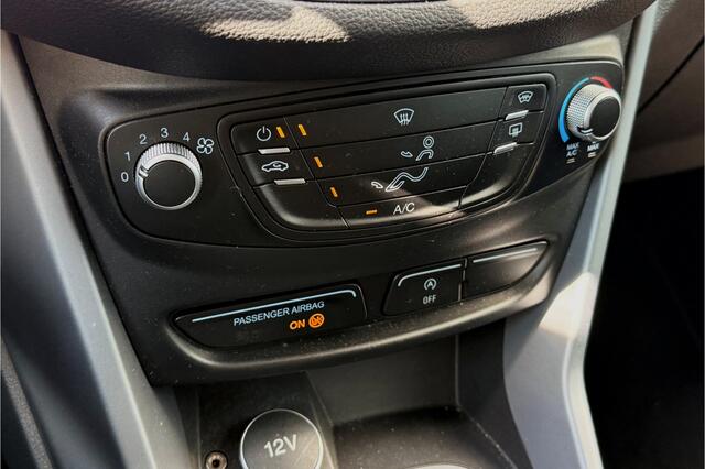 Ford B-MAX 1.0 EcoBoost Style AIRCO CRUISE TREKHAAK 68463KM!