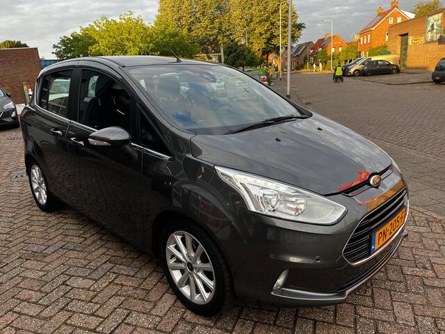 Ford B-MAX B-max Titanium | Nw Distriem | RIJKLAAR |