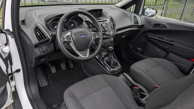 Ford B-MAX 1.0 EcoBoost | Titanium | 120PK | Pano | Trekhaak | Stoel & Voorruit verw. | Lichtmetaal