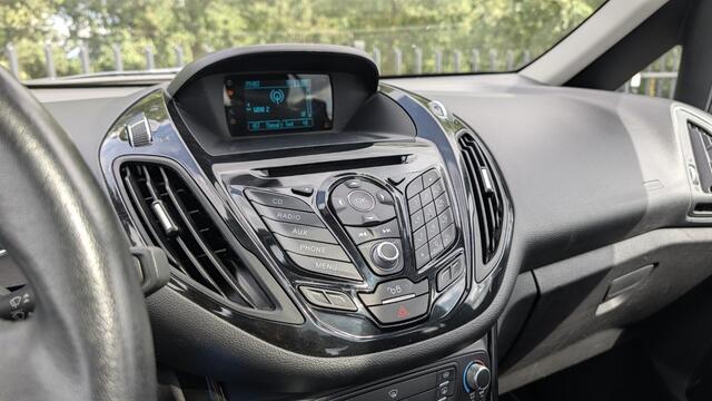Ford B-MAX 1.0 EcoBoost | Titanium | 120PK | Pano | Trekhaak | Stoel & Voorruit verw. | Lichtmetaal