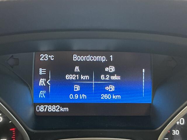 Ford C-MAX 1.0 Titanium | Navigatie/Android/Apple Carplay | LM Velgen 17" | Trekhaak | Verwarmde Voorruit | Cruise Control | Airco |