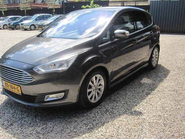 Ford C-MAX 1.0 Titanium met trekhaak apk 29-07-2026