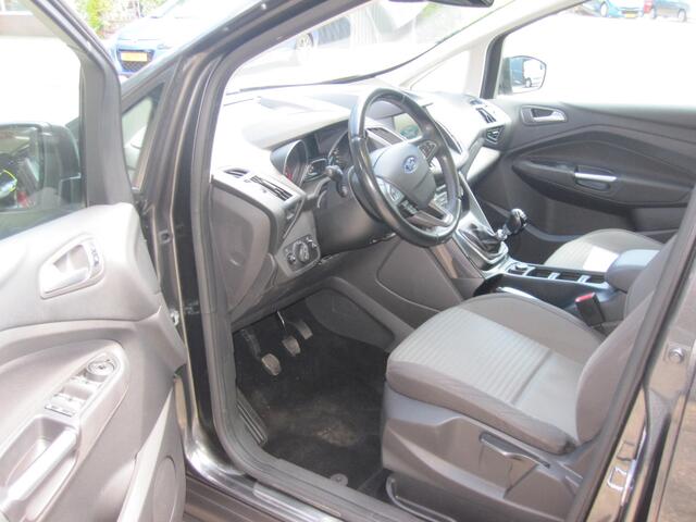 Ford C-MAX 1.0 Titanium met trekhaak apk 29-07-2026