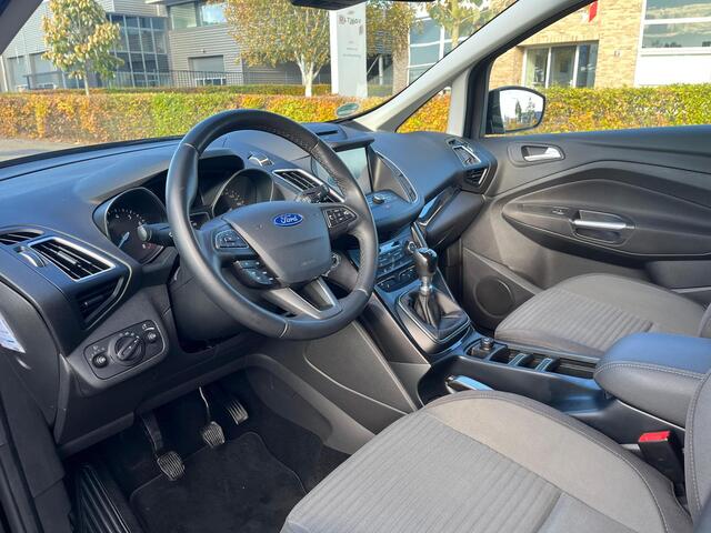 Ford C-MAX 1.0 Titanium | Nieuwe distributieriem | NAVI | Cruise control | Trekhaak | Achteruitrijcamera