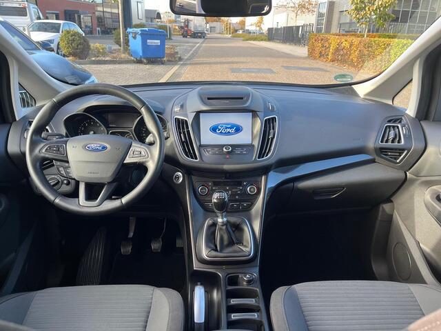 Ford C-MAX 1.0 Titanium | Nieuwe distributieriem | NAVI | Cruise control | Trekhaak | Achteruitrijcamera