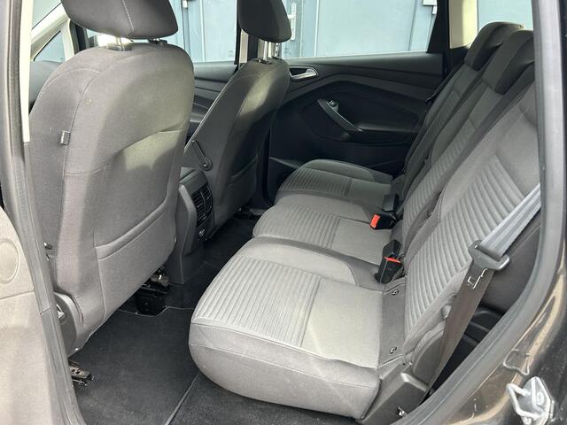 Ford C-MAX 1.5 Titanium / Trekhaak 1500KG Trekgewicht / Navigatie / Climate Control / Cruise Control / All Season Banden /