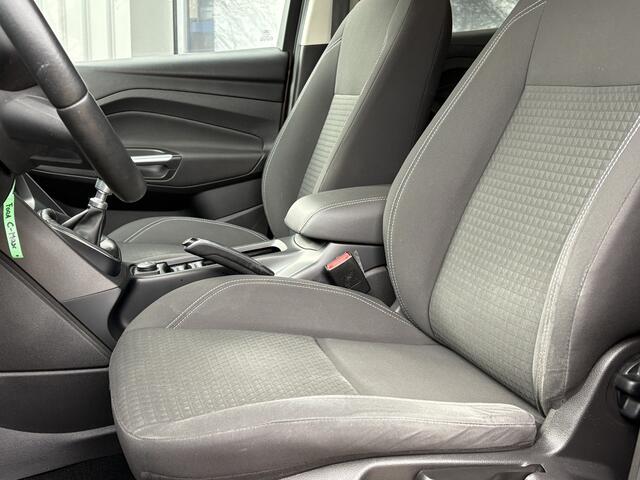 Ford C-MAX 1.0 Ambiente | Navi | PDC | Cruise & Climate Control | All Season | Interesse? Bel of App naar: 06 30 51 05 90