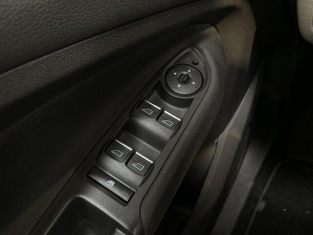 Ford C-MAX 1.5 EcoBoost 150 pk Sport | Trekhaak | Winter Pack | Camera | Xenon | 4 seiz. banden | Apple Carplay