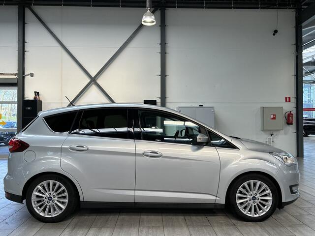 Ford C-MAX Ecoboost 125pk Titanium | Dealer onderhouden | Trekhaak | Winterpack | Sync 3 | Camera | Parkeersensoren rondom |