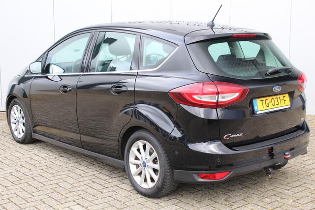Ford C-MAX 1.0-100pk Titanium. Nette, goed onderhouden hoogzitter ! Autm. airco dual, stoel-, stuur- en voorraamverwarming, parkeersensoren v+a, park assist, cruise control, r/cd, navigatie, telefoonvoorb., trekhaak etc.