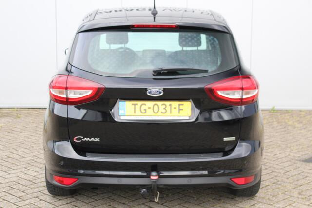 Ford C-MAX 1.0-100pk Titanium. Nette, goed onderhouden hoogzitter ! Autm. airco dual, stoel-, stuur- en voorraamverwarming, parkeersensoren v+a, park assist, cruise control, r/cd, navigatie, telefoonvoorb., trekhaak etc.