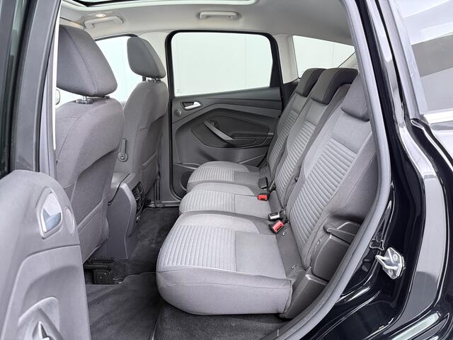 Ford C-MAX 150PK Titanium | AUTOMAAT | Trekhaak | Park assist + AR Camera | Pano | Clima | Cruise | Keyless | Winterpack